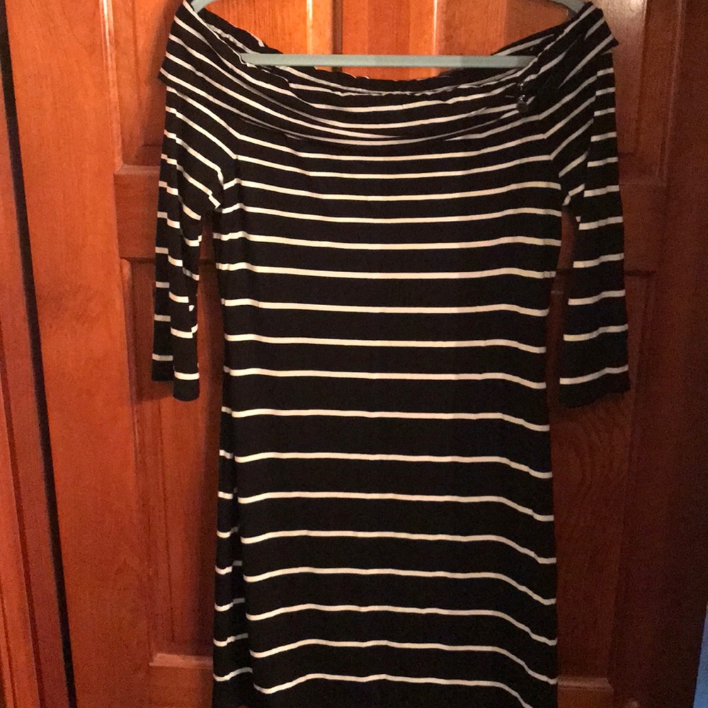 White House Black Market Off the Shoulder Dress